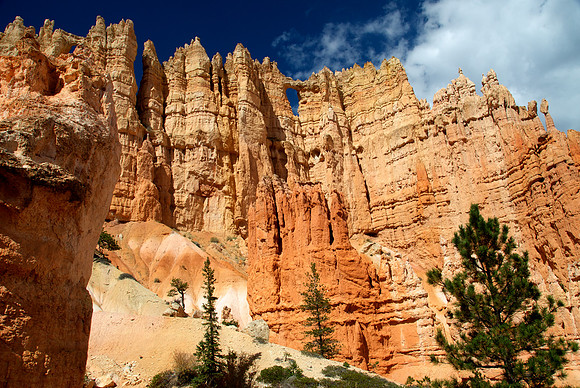 Wall of Windows, Bryce
