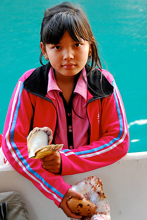 Selling Shells, Halong Bay