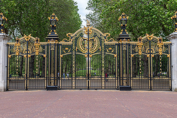 Canada Gate, Green Park, London