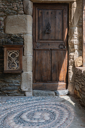 Entrance to a House, Occitania